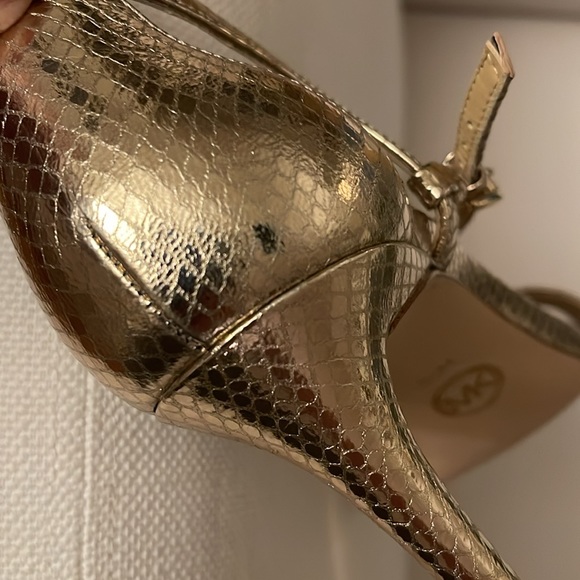 Michael Kors rose golden heels new size us 8.5 NWOT - Picture 14 of 14